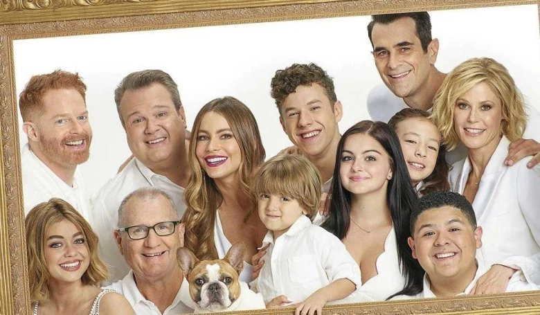 Dizipal Full HD Modern Family 1. sezon 19. bölüm Türkçe altyazı full HD izle!