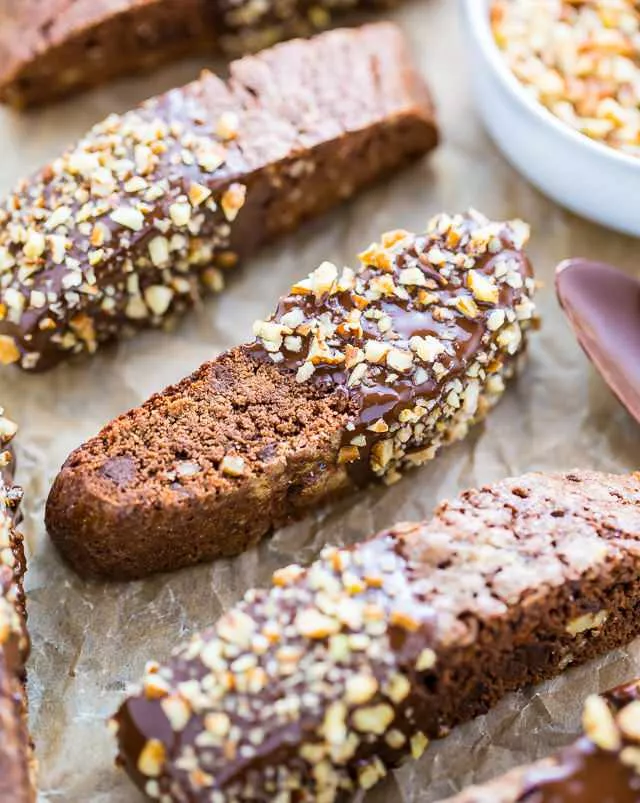 Biscotti kurabiye Nasıl Yapılır? Biscotti kurabiye Tarifi... Biscotti kurabiye Malzemeleri Nelerdir?