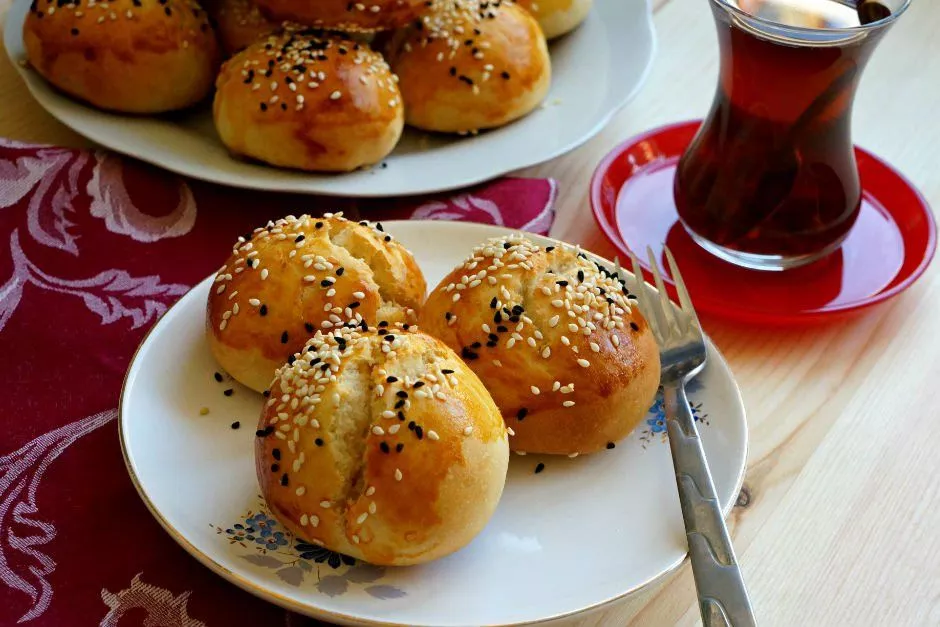 Peynirli diyet poğaça Nasıl Yapılır? Peynirli diyet poğaça Tarifi... Peynirli diyet poğaça Malzemeleri Nelerdir?