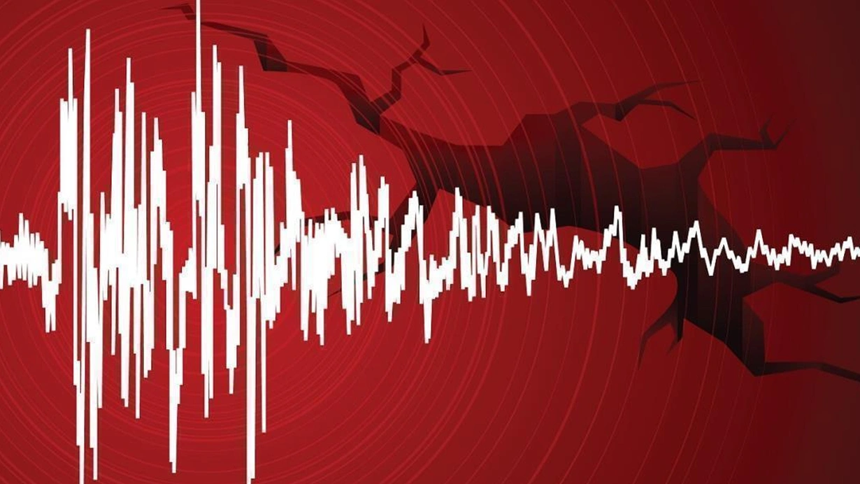 Deprem bölgesinde korkutan artçı sarsıntılar sürüyor