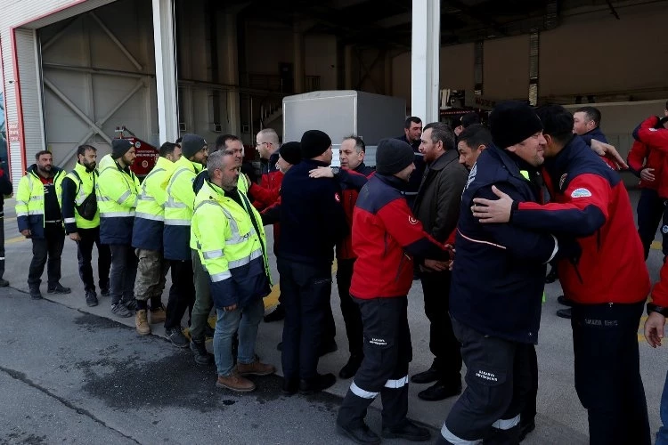 Sakarya ekibine duygusal karşılama