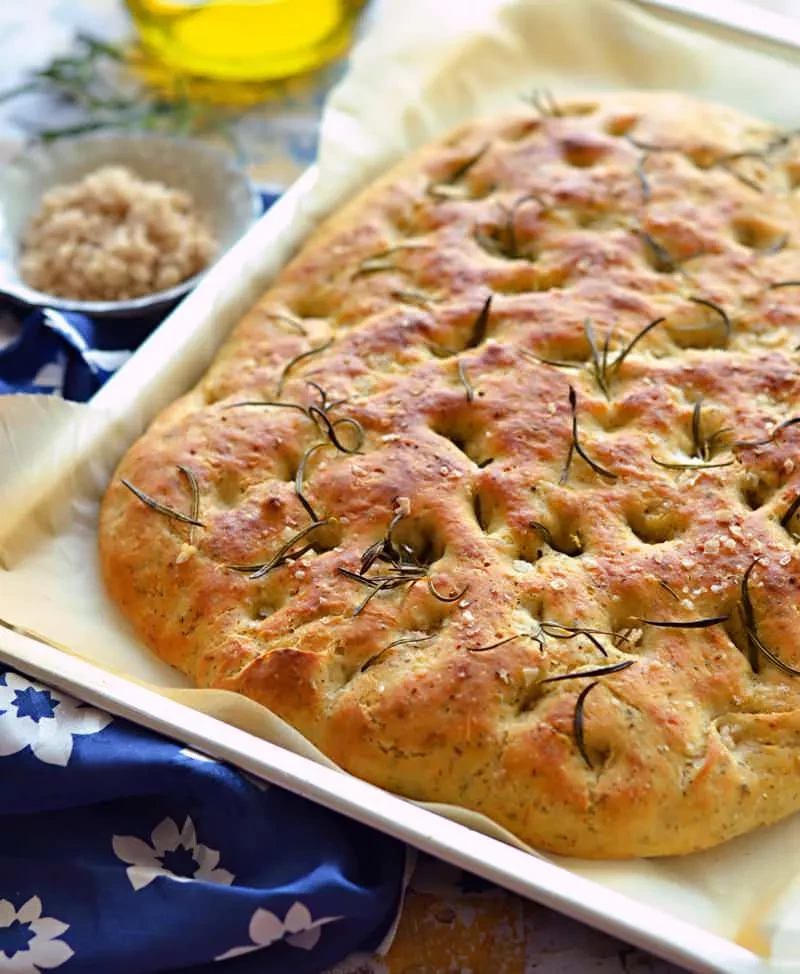 Focaccia Nasıl Yapılır? Focaccia Tarifi... Focaccia Malzemeleri Nelerdir?