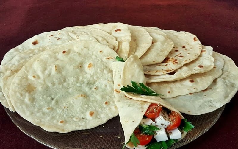 Tortilla ekmeği Nasıl Yapılır? Tortilla ekmeği Tarifi... Tortilla ekmeği Malzemeleri Nelerdir?