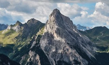 Rüyada dağa tırmandığını görmek ne anlama gelir, neye işarettir? Rüyada dağa tırmandığını görmenin anlamı nedir?
