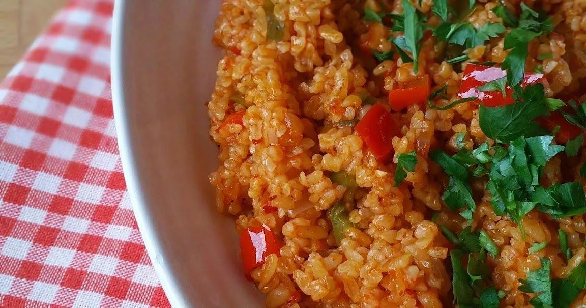 Kaymaklı Bulgur Pilavı Nasıl Yapılır? Kaymaklı Bulgur Pilavı Tarifi... Kaymaklı Bulgur Pilavı Malzemeleri Nelerdir?