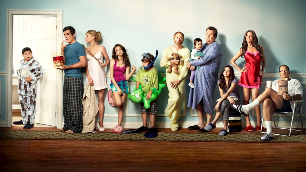 Dizibox Full HD Modern Family 6. sezon 1. bölüm Türkçe altyazı full HD izle!