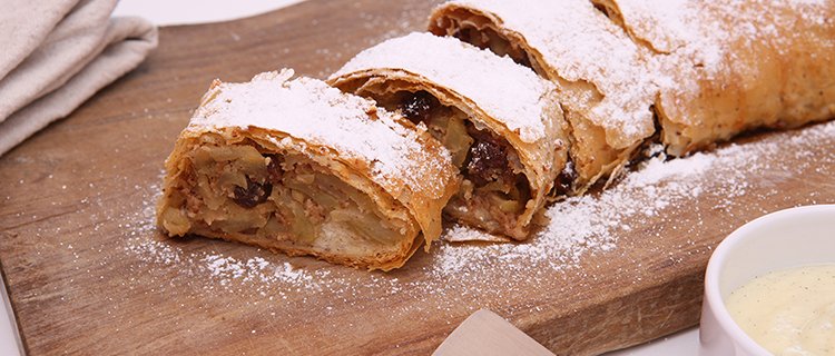 Elmalı strudel tarifi! Elmalı strudel nasıl yapılır?