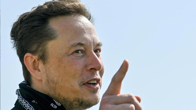Elon Musk Twitter Çalışanına Bakın Ne Yaptı!