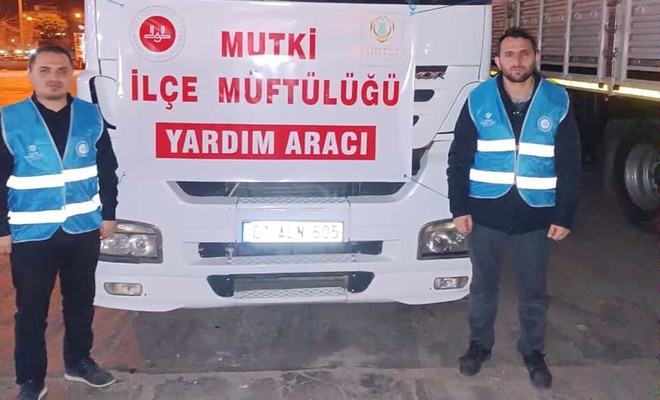 Bitlis Müftülüğünden deprem bölgesine bir tır içme suyu