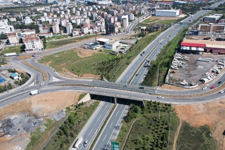 Çayırova Turgut Özal Köprüsü trafiği akıcı hale getirdi