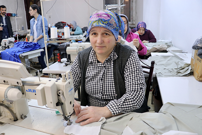 KOSGEB desteğiyle adım attığı tekstil sektöründe 17 kişiyi istihdam ediyor