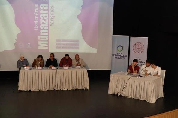 “MÜNAKAŞA DEĞİL MÜNAZARA” YARIŞMASINDA SON 16 TURU BAŞLADI 