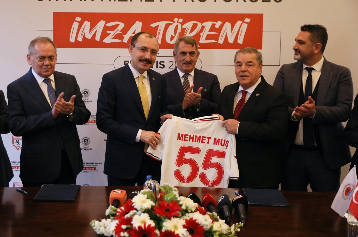 Mustafa Kemal Erkanat Spor Tesisleri 20 yıllığına Samsunspor