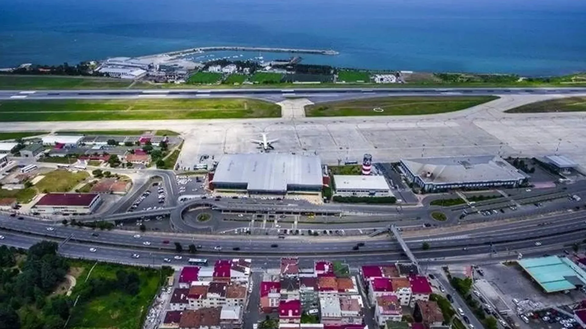  Adil Karaismailoğlu,Trabzon Yeni Havalimanı İçin Konuştu.