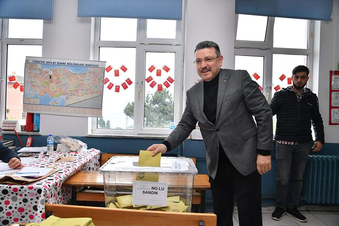 Ortahisar Belediye Başkanı Ahmet Metin Genç Sandık Sonrası Önemli Mesaj