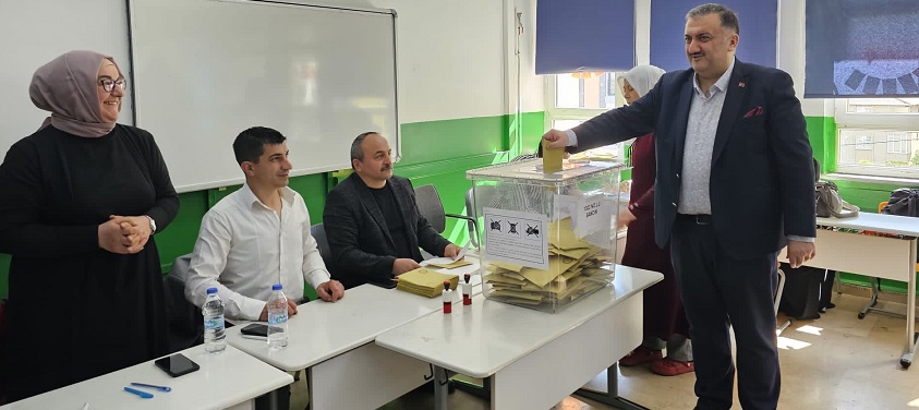 Hasan Karal, CHP İstanbul 1. Bölgeden Milletvekili Seçilerek Rize