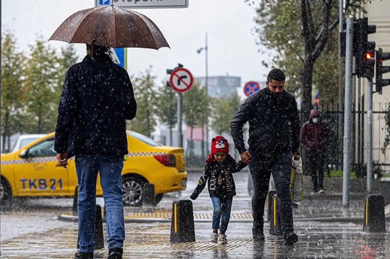 22 MAYIS YURTTA HAVA NASIL OLACAK? Sağanak yağış çok şiddetli geliyor! 