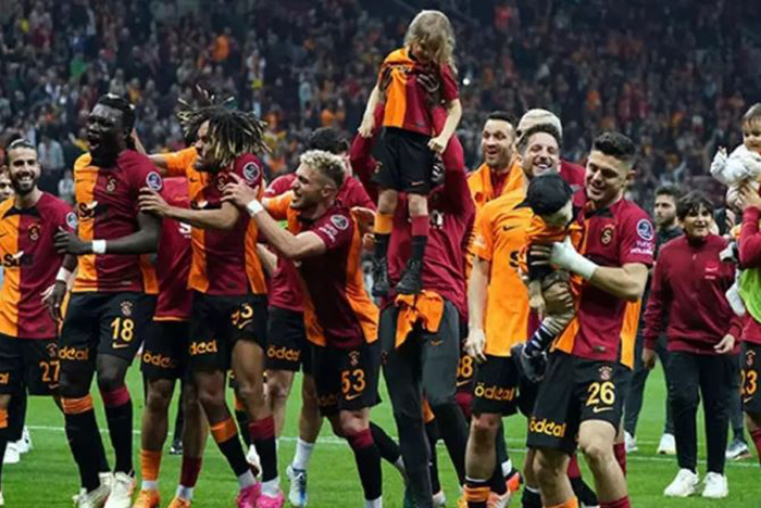  Galatasaray