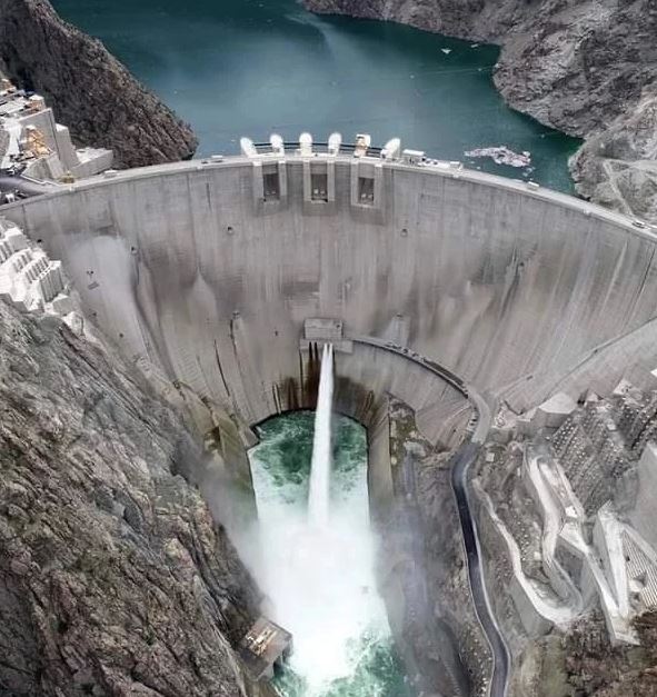 Yusufeli Barajı’nda Elektrik Test Üretimi İçin Son 15 Metre