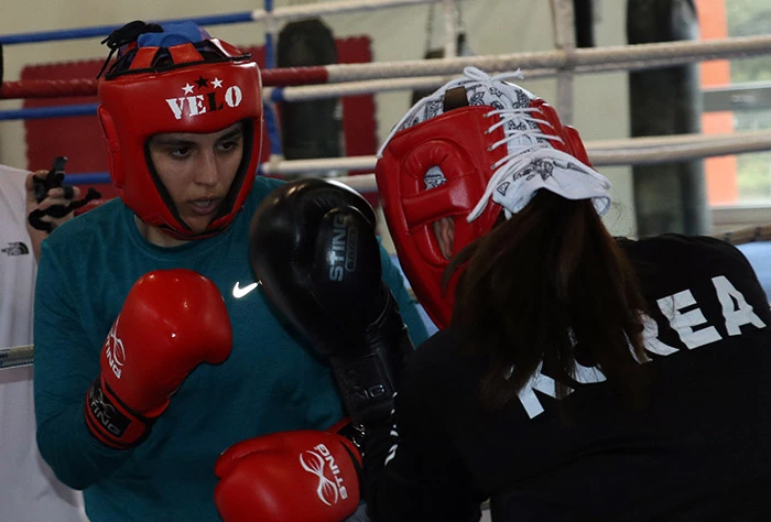 Olimpiyat şampiyonu boksör Busenaz, Avrupa Oyunları