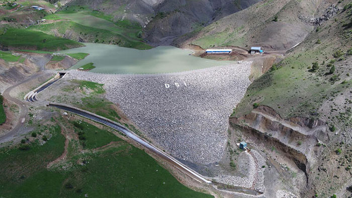 Erzurum 1 milyon 350 bin dekar araziyi sulayan 20 barajın doluluk oranı sevindirdi