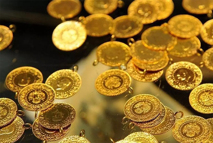 Gram altın rekor kırdı! İşte altın fiyatlarında beklenen rakam: 8.790 liradan seviyelerinde satılıyor