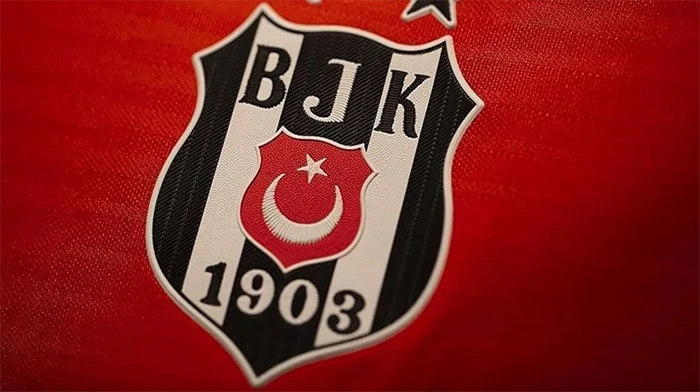 Beşiktaş için flaş transfer iddiası!