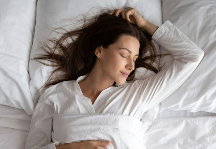 Uyku pozisyonu sindirimi etkiliyor! İyi bir sindirim için hangi tarafa yatmak gerek?