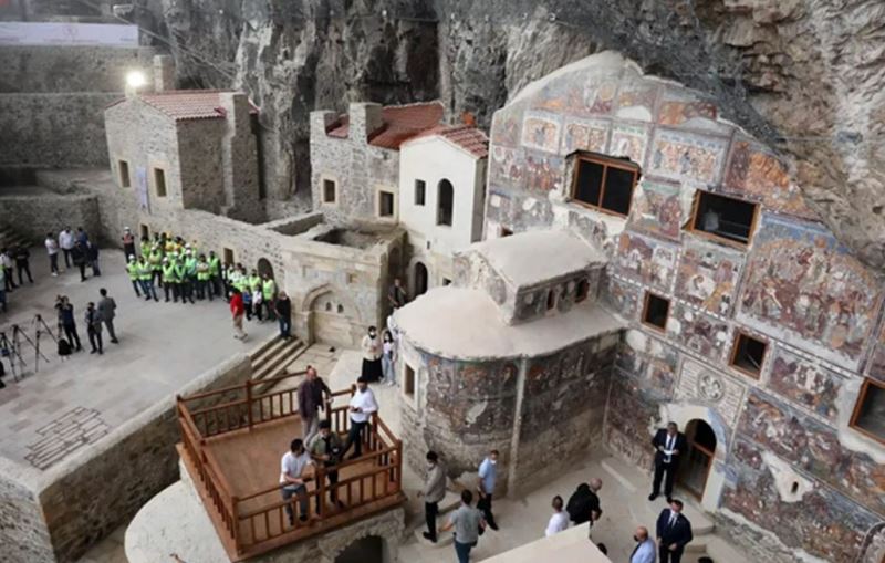 Kurban Bayramı’nda Trabzon Sümela Manastırı