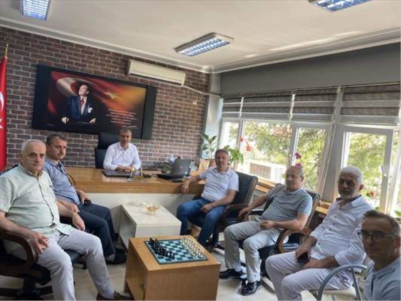 Terme Milli Eğitim Müdürü Köse, ortaokul müdürleriyle toplantı yaptı